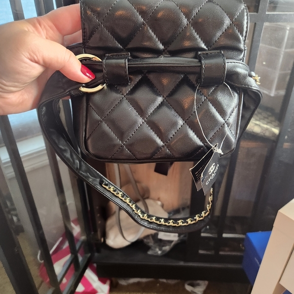 Purses - Picture 10 of 11